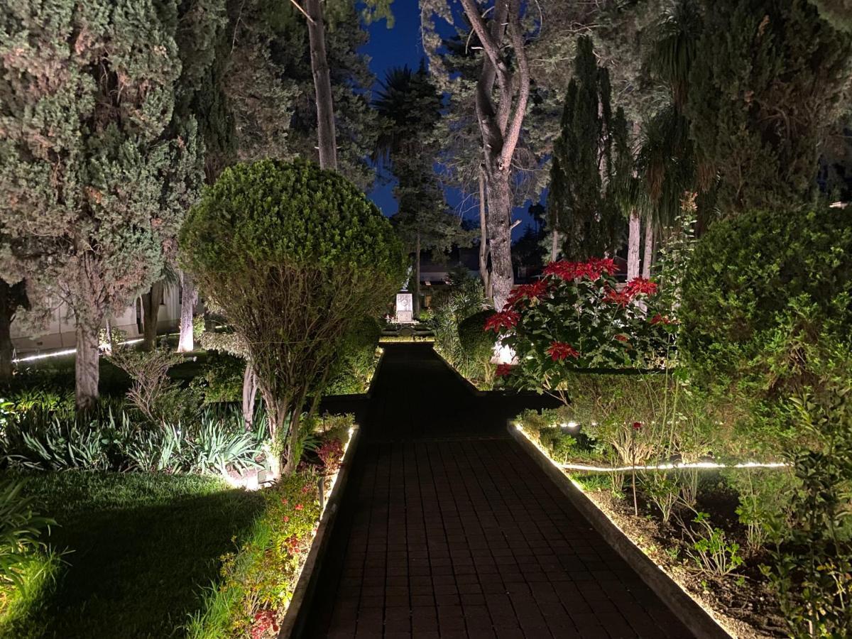 Hotel Express Quinta Soledad Mexico City Exterior photo